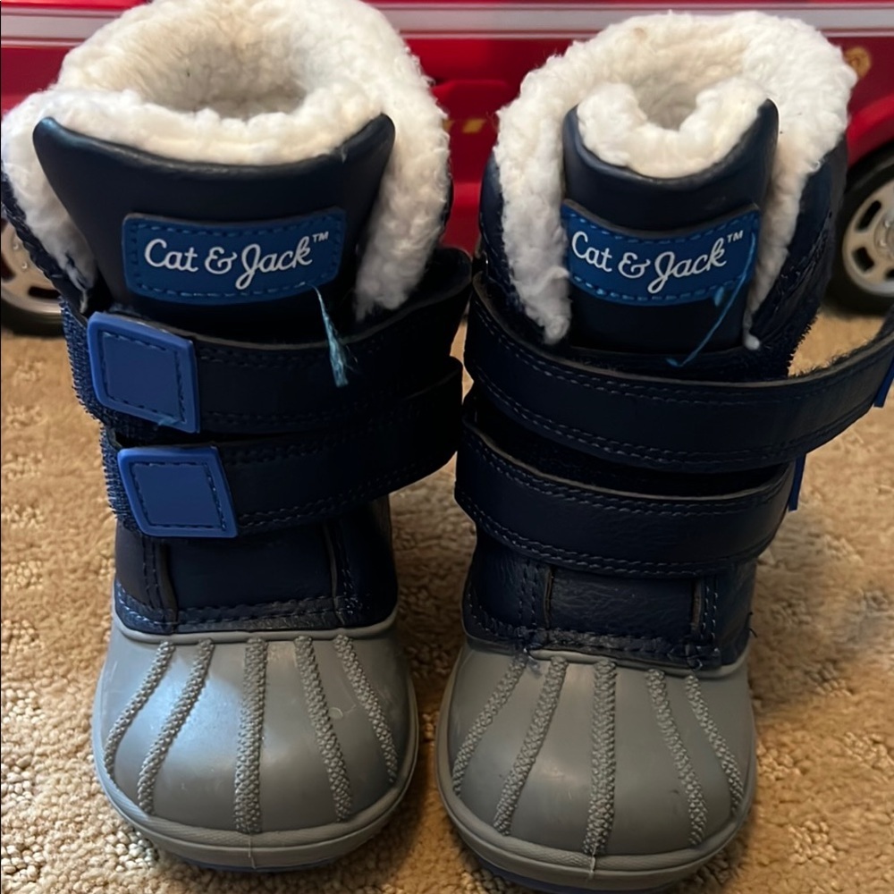 Kids warm boots